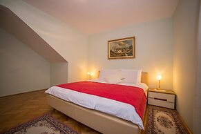 Apartments The Palms