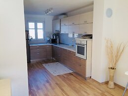 Apartment Hennion / Two Bedrooms A3 Liam