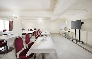 Kanzy Hotel