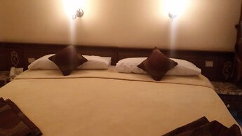 Kanzy Hotel