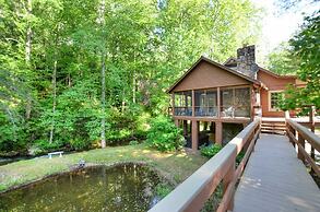 Rippling Waters Lodge 3 Bedroom Cabin by RedAwning