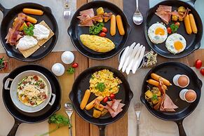 Costa Village Jacuzzi Bangsaray