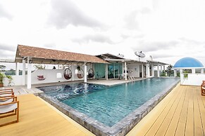 Costa Village Jacuzzi Bangsaray