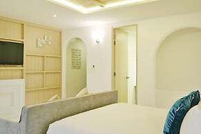 Costa Village Jacuzzi Bangsaray