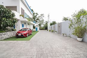 Costa Village Jacuzzi Bangsaray