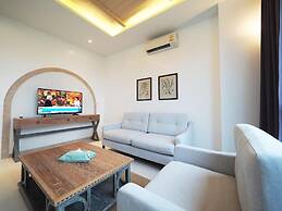 Costa Village Jacuzzi Bangsaray