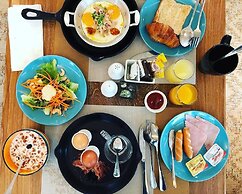 Costa Village Jacuzzi Bangsaray