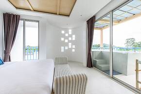 Costa Village Jacuzzi Bangsaray