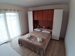 Apartments and Rooms Viskic