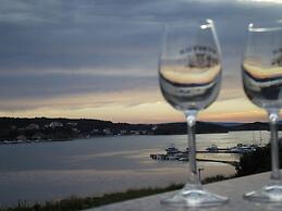 Apartments and Rooms Viskic