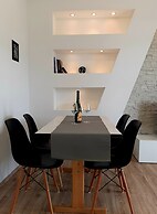 Apartments and Rooms Viskic