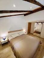 Apartments and Rooms Viskic