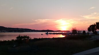 Apartments and Rooms Viskic