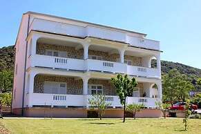 Apartments and Rooms Viskic