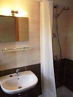 Apartments and Rooms Viskic