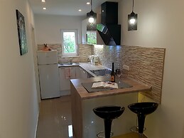 Apartments and Rooms Viskic