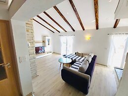 Apartments and Rooms Viskic