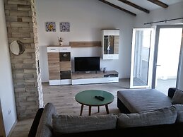 Apartments and Rooms Viskic