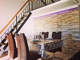 Apartments and Rooms Viskic