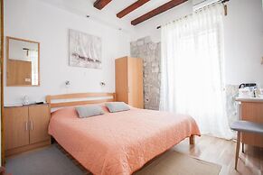 Guesthouse Trogir Proto
