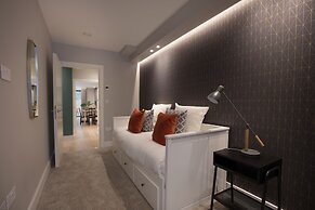 Elephant and Castle by Allô Housing