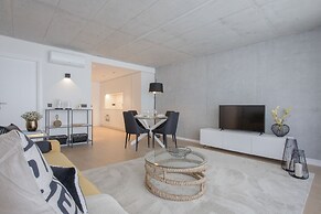 Liiiving in Gaia - Beach Seaside Apartment