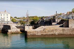 Fabulous House Very Near Charlestown Harbour