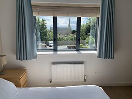 Fabulous House Very Near Charlestown Harbour