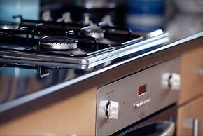 Fabulous House Very Near Charlestown Harbour