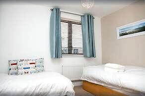 Fabulous House Very Near Charlestown Harbour