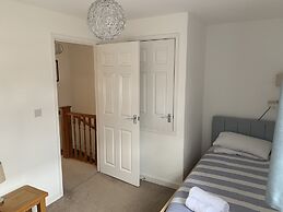 Fabulous House Very Near Charlestown Harbour