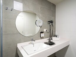 Bilbao City Center by abba Suites