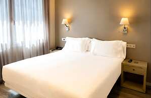 Bilbao City Center by abba Suites