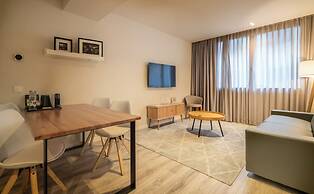 Bilbao City Center by abba Suites
