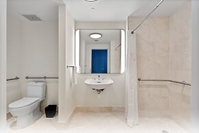Fontainebleau Miami Beach Private Luxury Suites