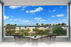 Fontainebleau Miami Beach Private Luxury Suites