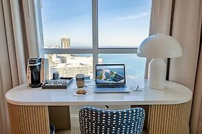 Fontainebleau Miami Beach Private Luxury Suites