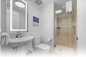 Fontainebleau Miami Beach Private Luxury Suites