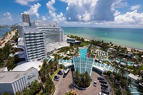 Fontainebleau Miami Beach Private Luxury Suites