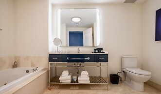 Fontainebleau Miami Beach Private Luxury Suites