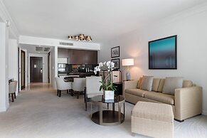Fontainebleau Miami Beach Private Luxury Suites