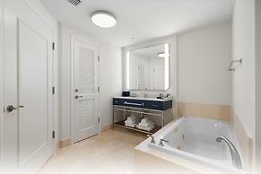 Fontainebleau Miami Beach Private Luxury Suites