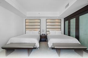 Fontainebleau Miami Beach Private Luxury Suites