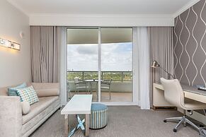 Fontainebleau Miami Beach Private Luxury Suites