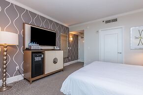 Fontainebleau Miami Beach Private Luxury Suites