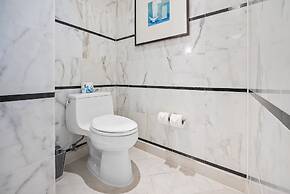 Fontainebleau Miami Beach Private Luxury Suites