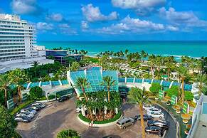 Fontainebleau Miami Beach Private Luxury Suites
