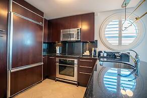 Fontainebleau Miami Beach Private Luxury Suites