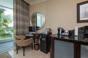 Fontainebleau Miami Beach Private Luxury Suites