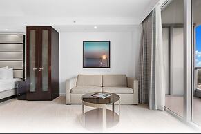 Fontainebleau Miami Beach Private Luxury Suites